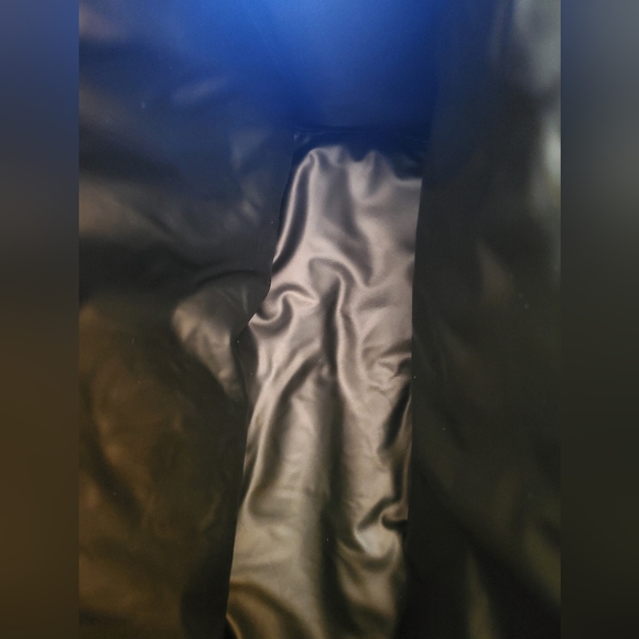 ****Sold ****Sherry Line Gucci Handbag - Picture 6 of 11